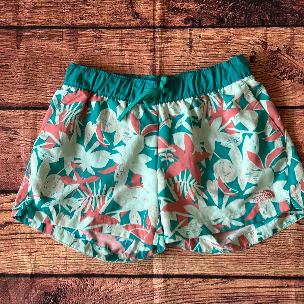 The North Face Women's Floral Shorts - Teal and‎ Coral